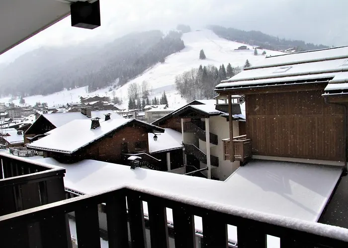Charmant Appartement 2 Pieces + 2 Coins Nuit Avec Balcon Au Centre De La Clusaz, Pour 4-6 Personnes - Fr-1-459-175